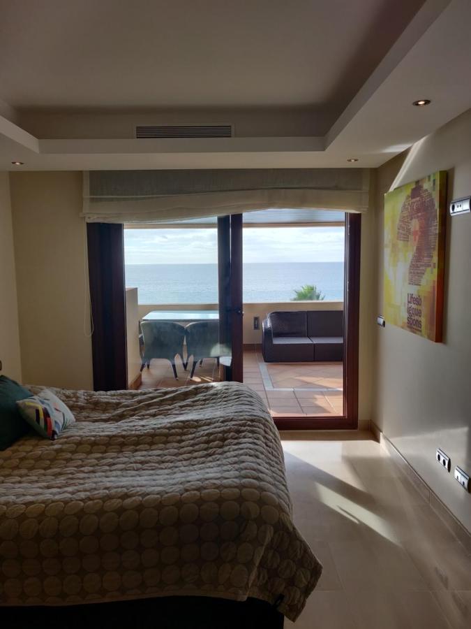 Bahia De La Plata Seafront Lägenhet Estepona Exteriör bild